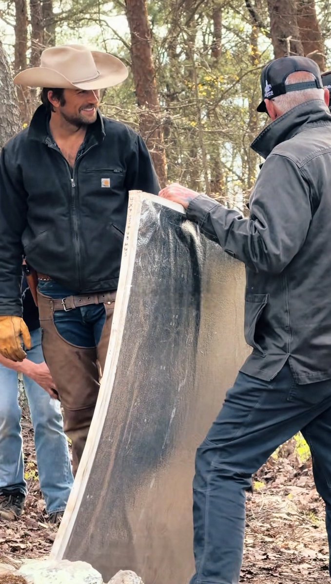 𝒟𝑢𝘵𝑡𝘰𝑛 , 𝒮𝑝𝑒𝑛𝑐𝑒𝑟. tweet media