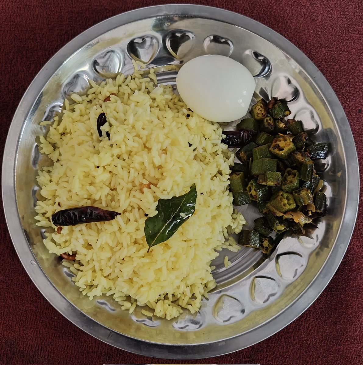 OfficeOfKSKY's tweet image. வாங்க ஃபிரண்ட்ஸ் சாப்பிடலாம் 😋 

#BreakfastTime