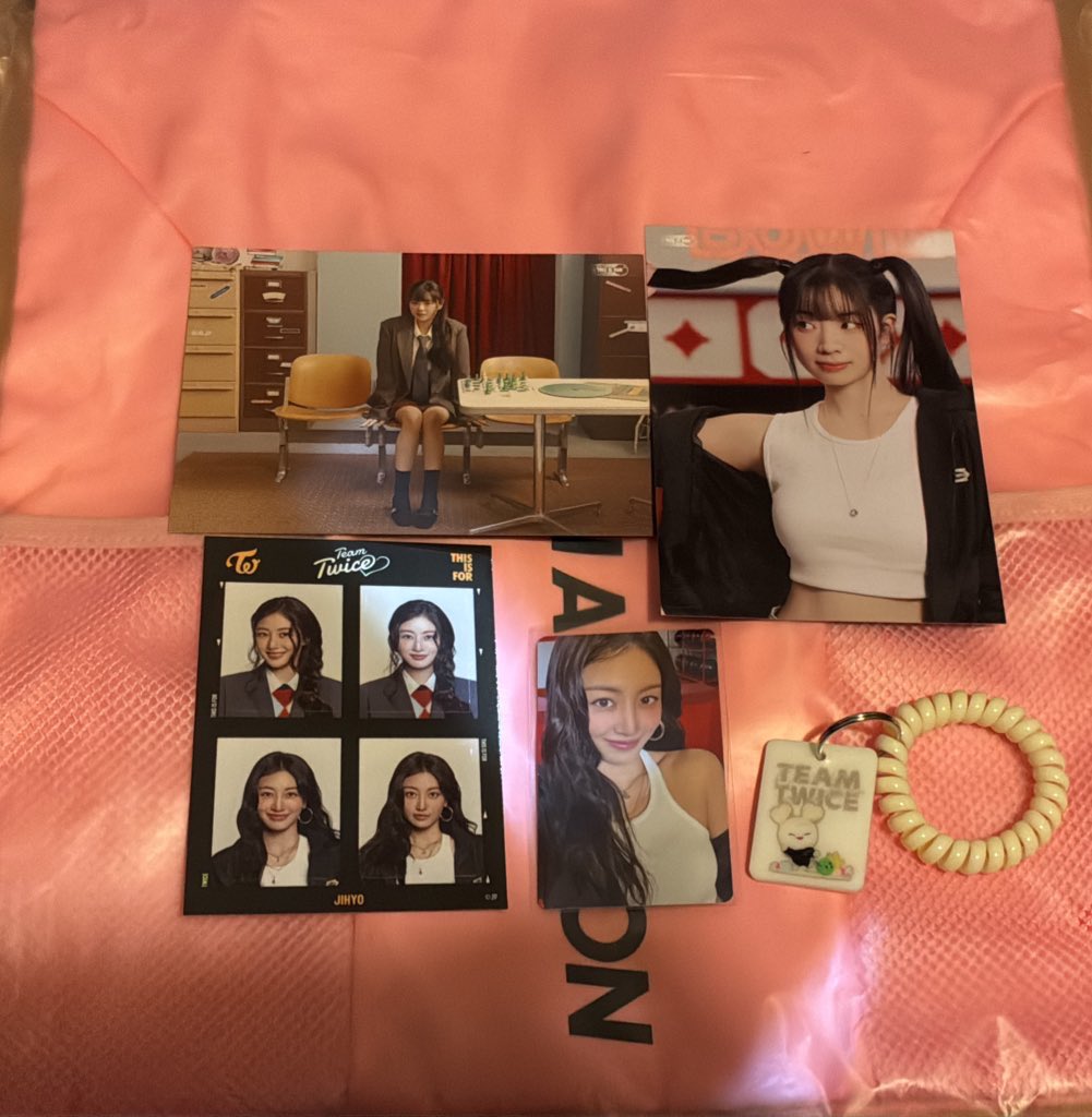 숭아¨̮♡ tweet media