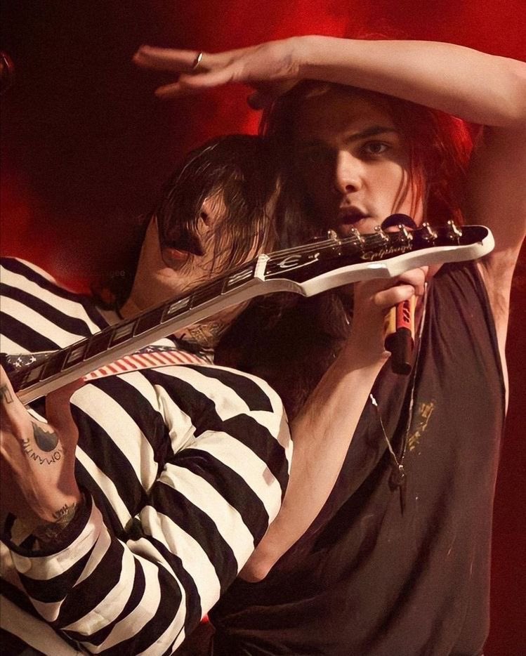 prisss 击🕷 tweet media