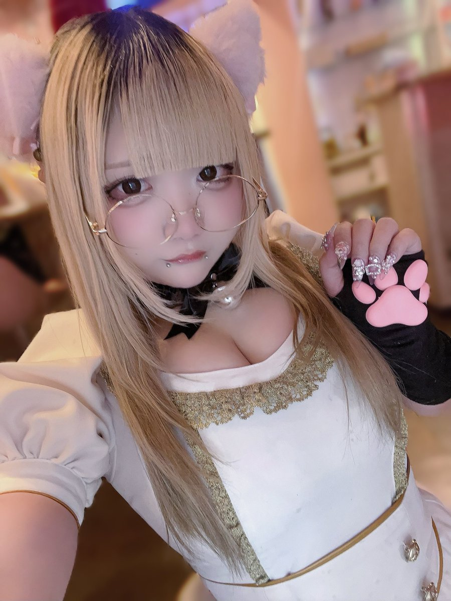 ふにですよ tweet media