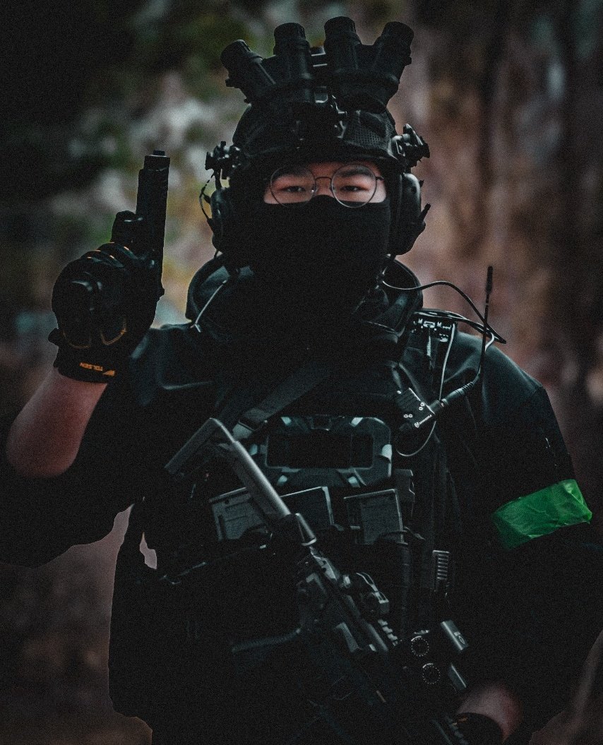 런각잡는중 (5일페 or 플엑?) tweet media