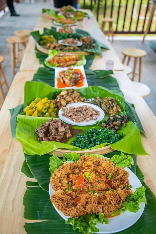 hiHainan tweet media