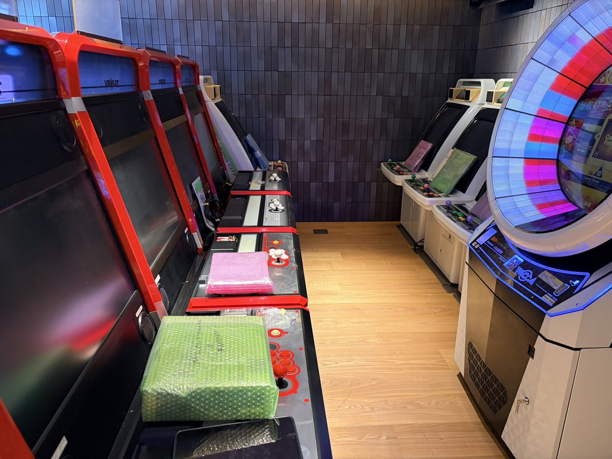 The legendary Empress ASUKA / 伝説のASUKA皇后 tweet media