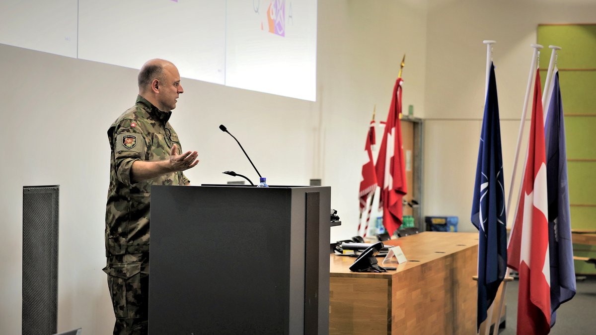 NATO_DefCollege's tweet image. NRCC 35 explores Switzerland’s #defence and #NATO #partnership 🇨🇭🌍

NRCC 35 wraps up its Field Study in 🇨🇭, exploring Switzerland’s #security policy, armed forces and NBC/EOD #capabilities through expert briefings and highly interactive Q&amp;amp;As with senior Swiss officials 🛡️📚