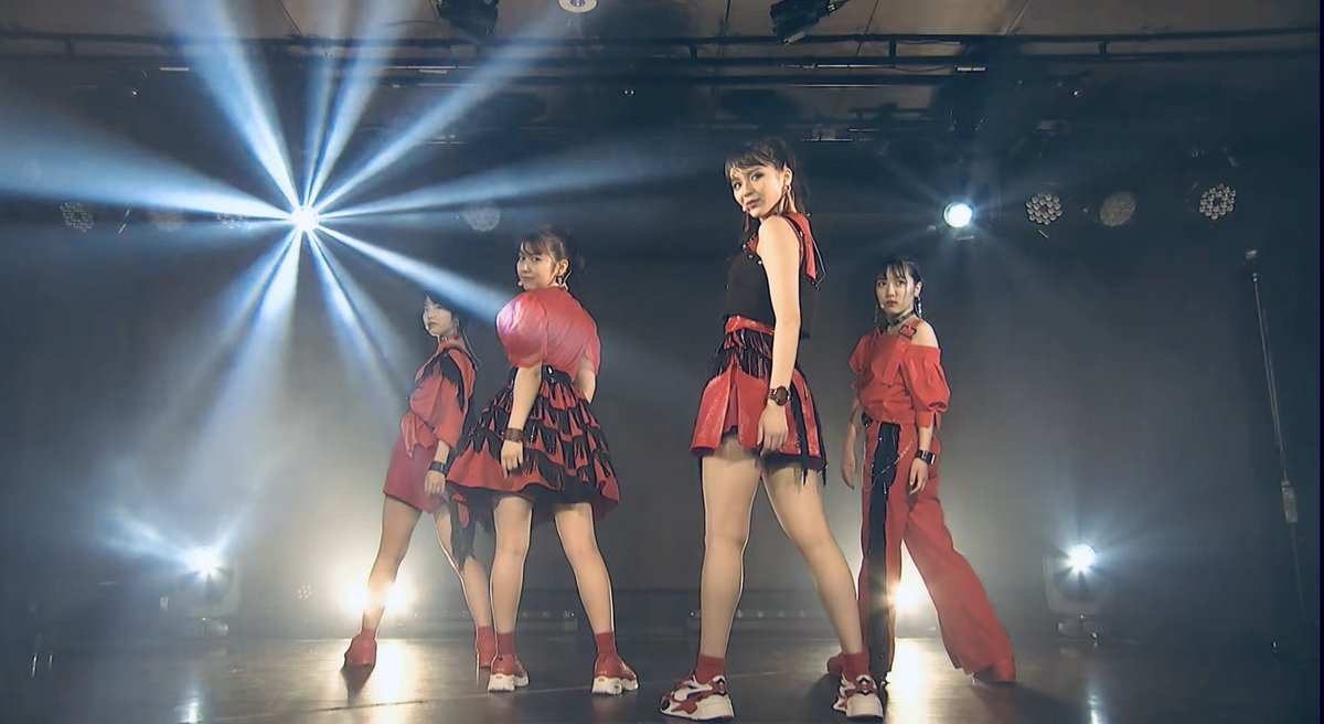 amefurasshi's tweet photo. ＼本日ライブ映像公開🔥／

2020.07.18におこなわれた
アメフラっシ初の配信限定ライブ
「𝑫𝒂𝒏𝒄𝒊𝒏𝒈 𝒊𝒏 𝑼𝒓 𝑹𝒐𝒐𝒐𝒐𝒎!!!!」を収めたグループ初の映像作品のYoutubeにて全編を公開‼️

本日03.26(木)20:00よりプレミア公開🔥
https://t.co/EYER3DFyrM

#アメフラっシ
#AMEFURASSHI https://t.co/21QQOjtPQl