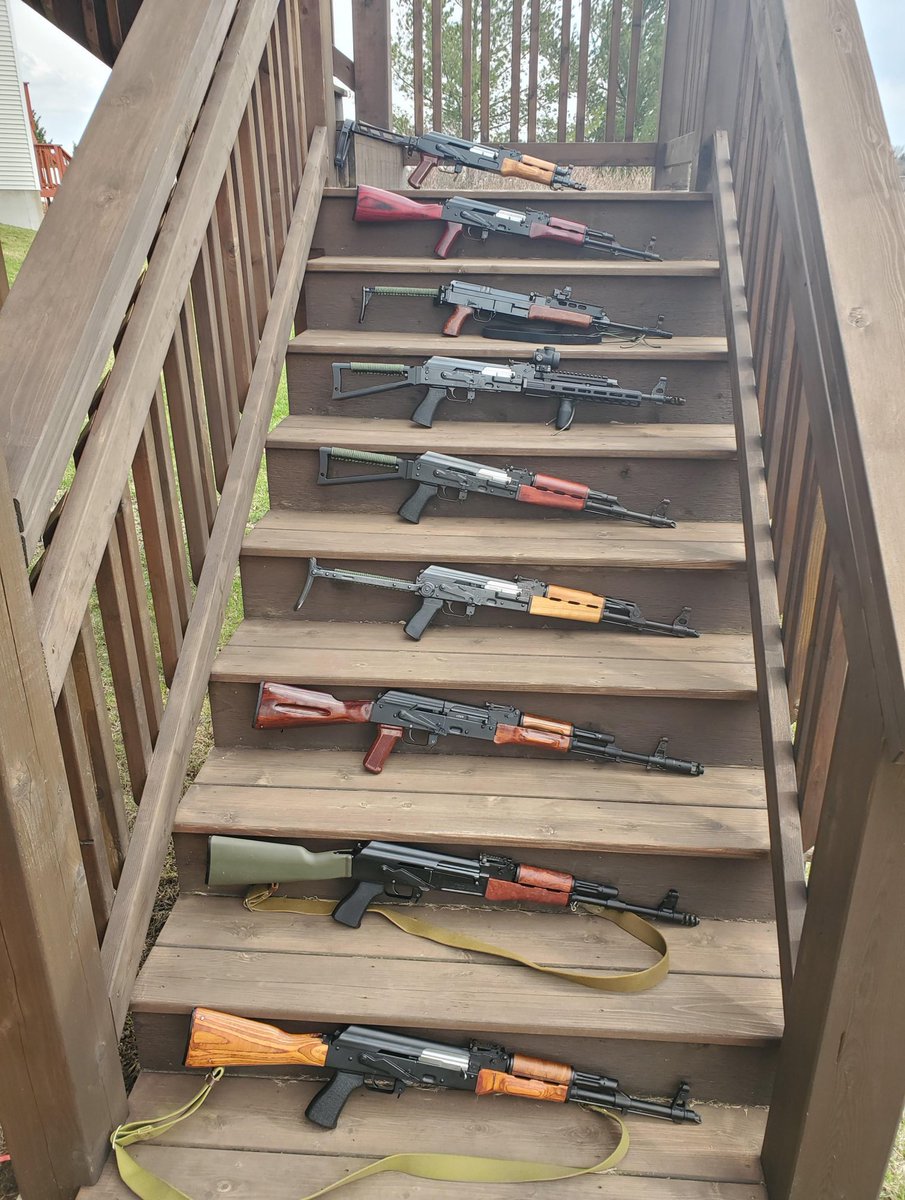 Claire 💙 tweet media