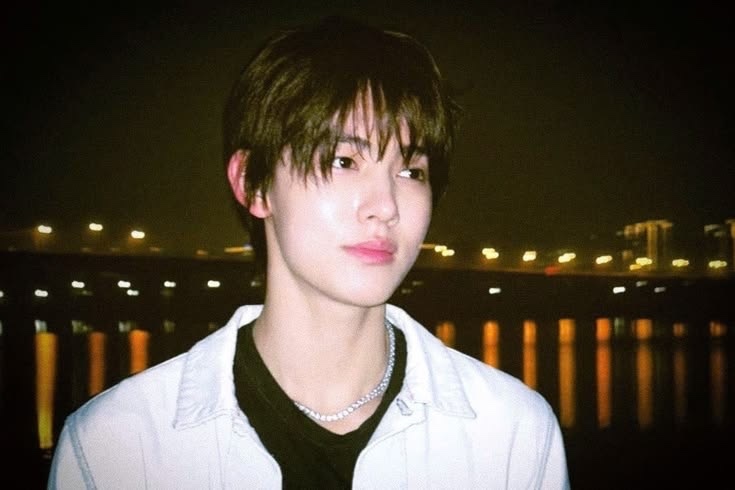 Base umum bisa follow @cornerfess tweet media