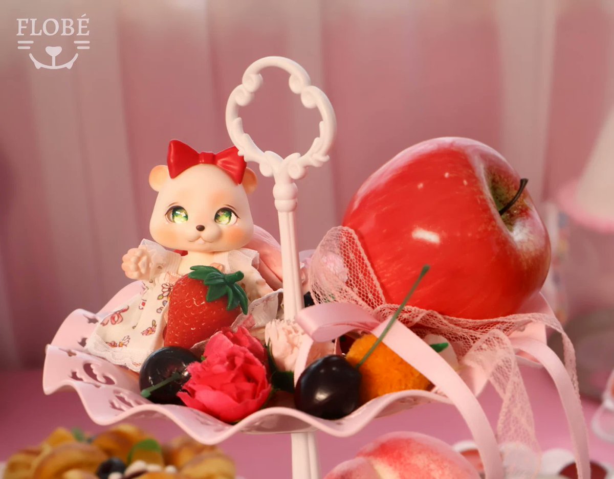 FLOBÉ (Flora) tweet media