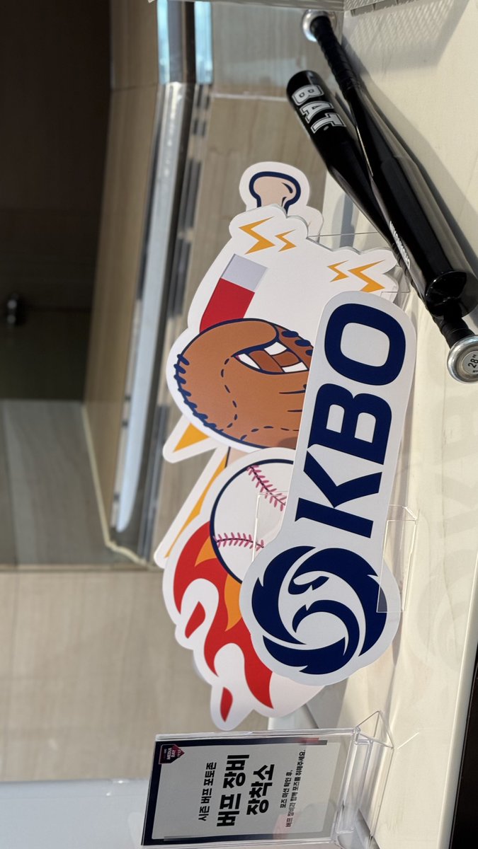 왈⚯̯! tweet media