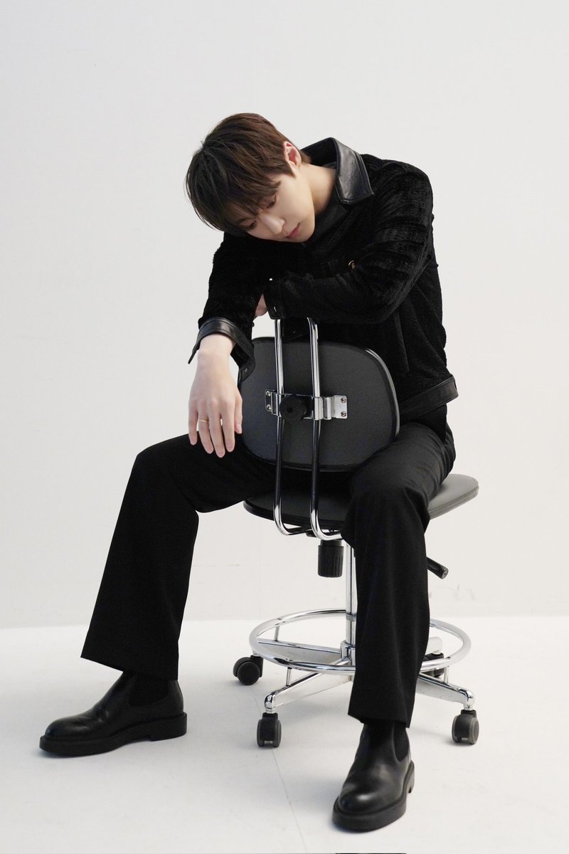 YYentertain's tweet image. 2026 BAE IN HYUK FANMEETING
&amp;lt;FRAME BY FRAME&amp;gt; BEHIND CUT

🛒 ticket.yes24.com/Perf/57472
🎞️ 2026.04.04 (SAT) 13:00 | 18:00 (KST)
📍가빈아트홀 (Gabin Art Hall)

#배인혁 #BAEINHYUK
#FRAME_BY_FRAME
#YYentertainment