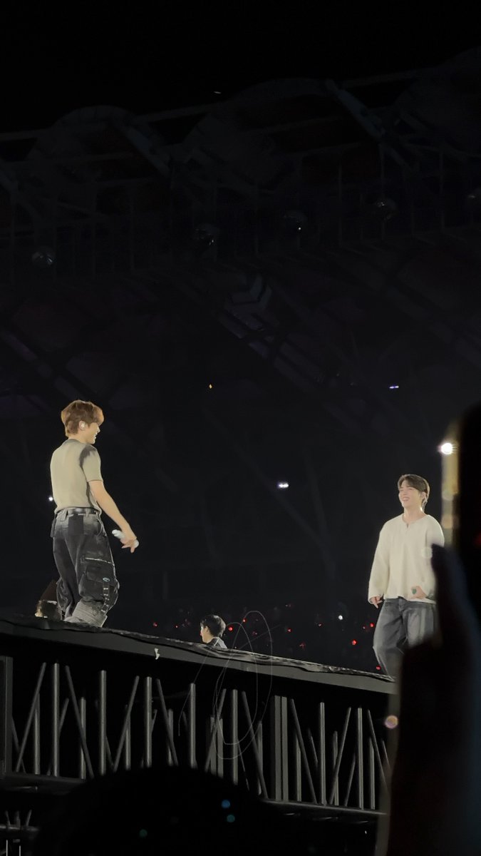 GAGOOO HSJSJAHAHAA MAY SEUNGSEUNG AKO KINIKILIG AKO TAMA NA PLS PLS