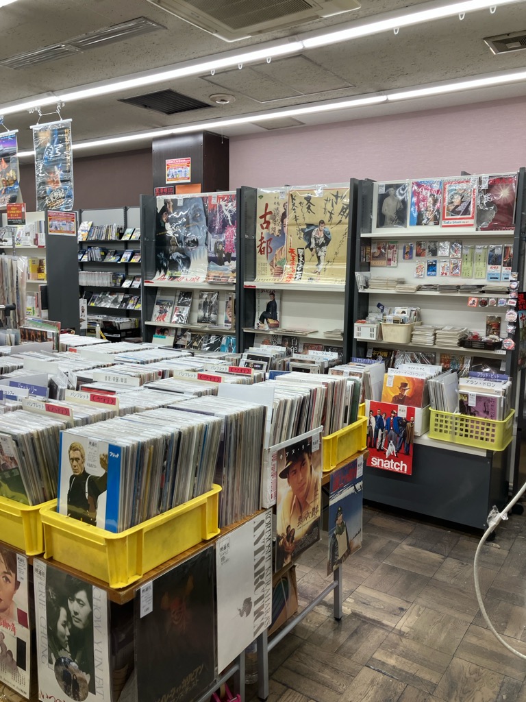 書泉グランデ | 神保町 tweet media