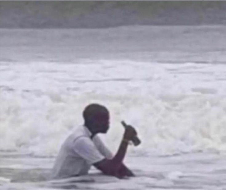 alzEy 🩷 tweet media