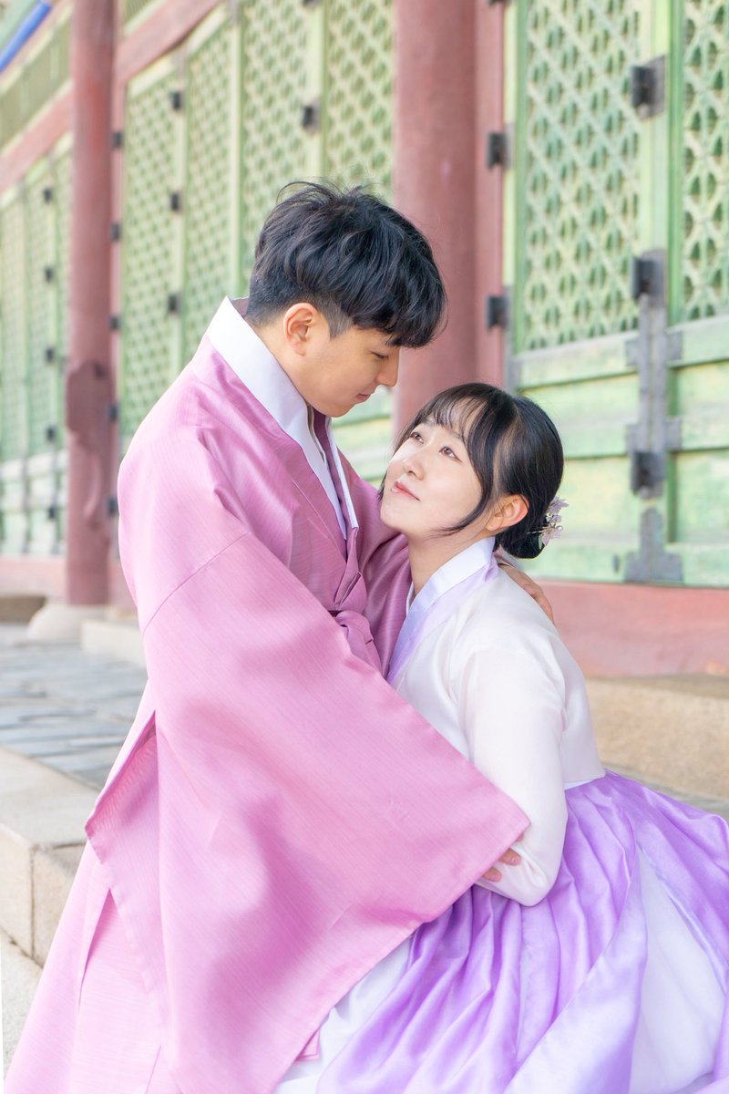 moowoo_snap's tweet photo. 꽃망울 달싹이는 이른 봄의 우리 🌸💋💗
.

창덕궁 창경궁 한복 커플 스냅 다녀왔습니다!
ಇ( ˵ᐛ ˵)ಇ https://t.co/JWbYk3OZBa