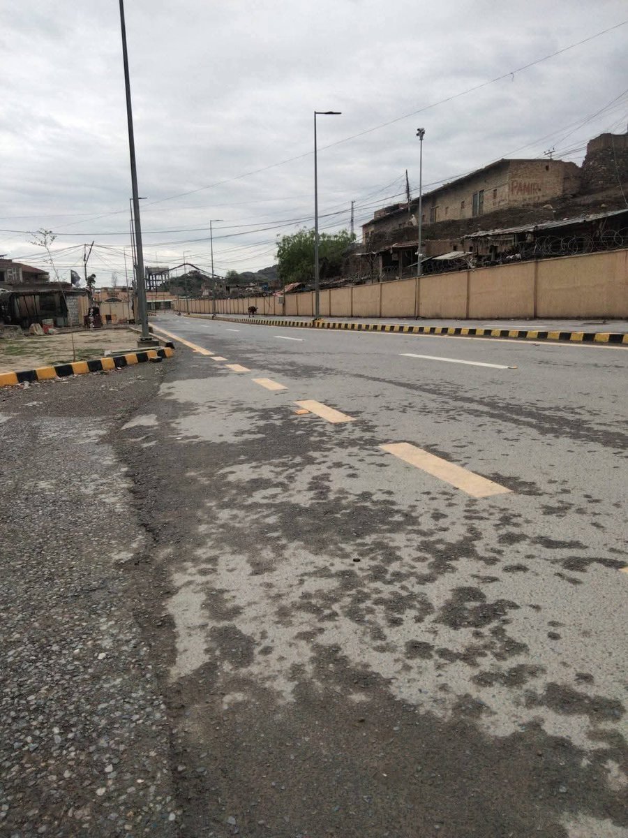 Torkham Border Reopens for Afghan Repatriation Only; Trade and Pedestrian Movement Remain Suspended