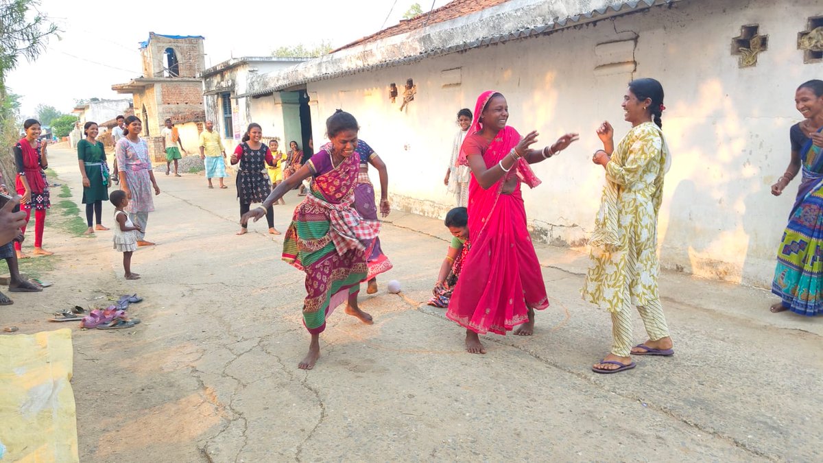 Mahila Sangram Samiti, Sundargarh tweet media