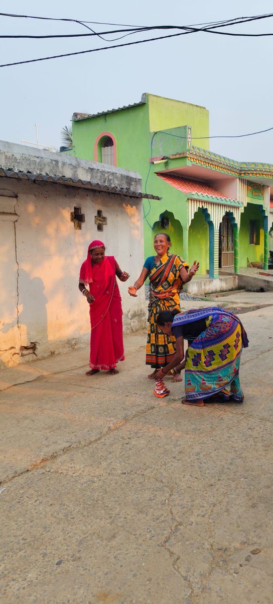 Mahila Sangram Samiti, Sundargarh tweet media