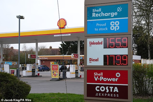 Harry Wallop tweet media