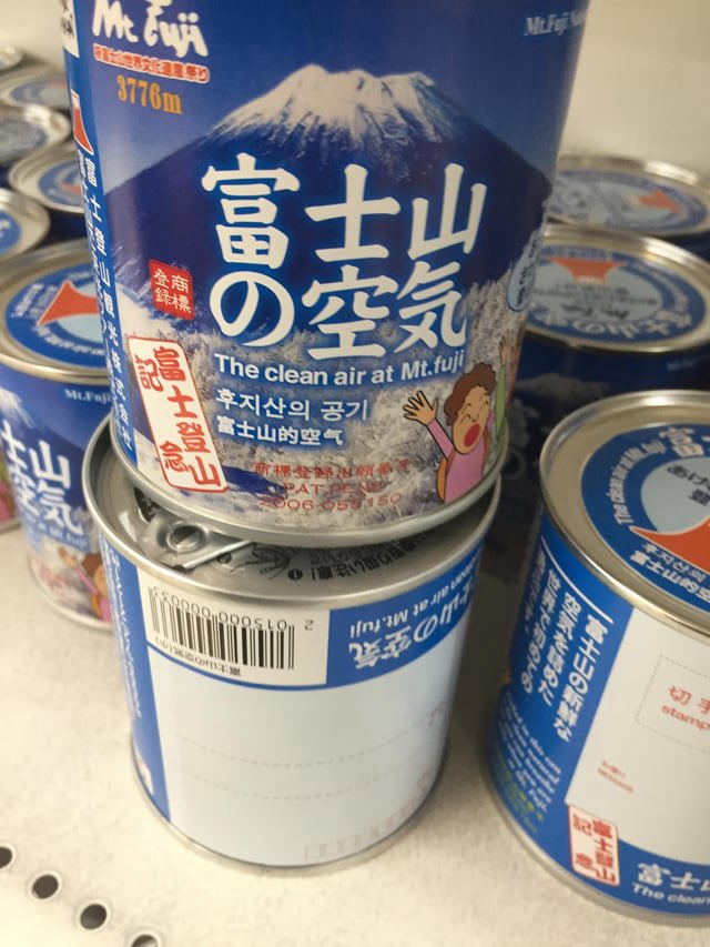 Queen of Zamunda tweet media