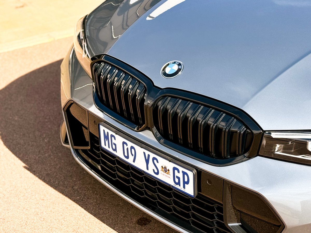 CarsInPixels tweet media