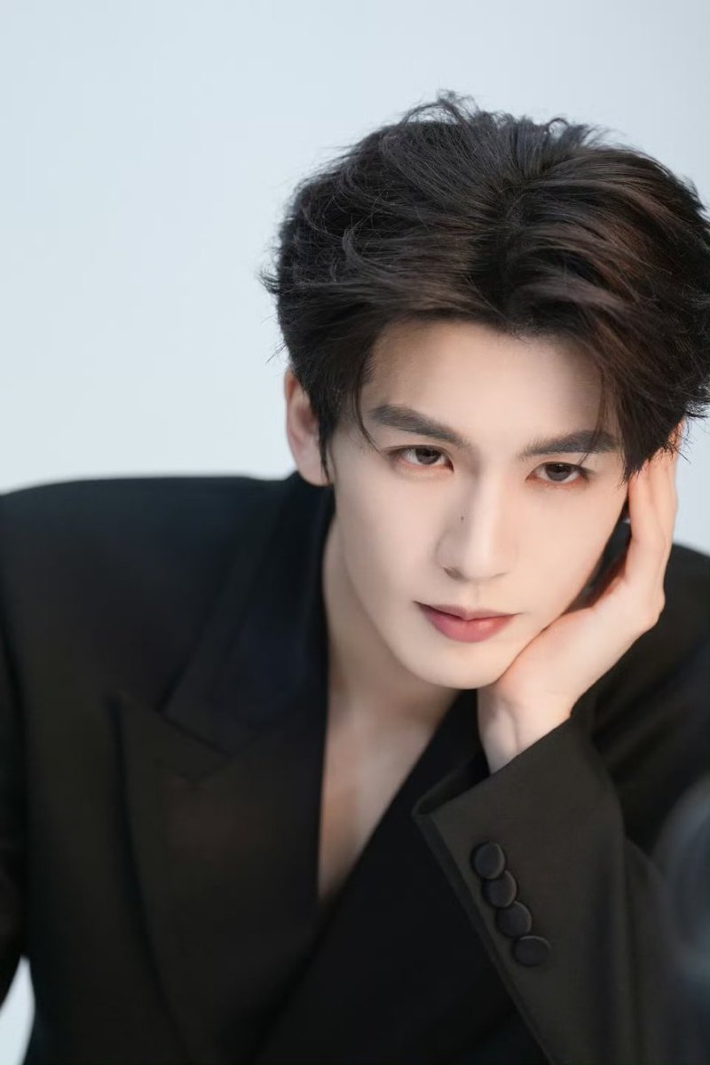 C-starry tweet media