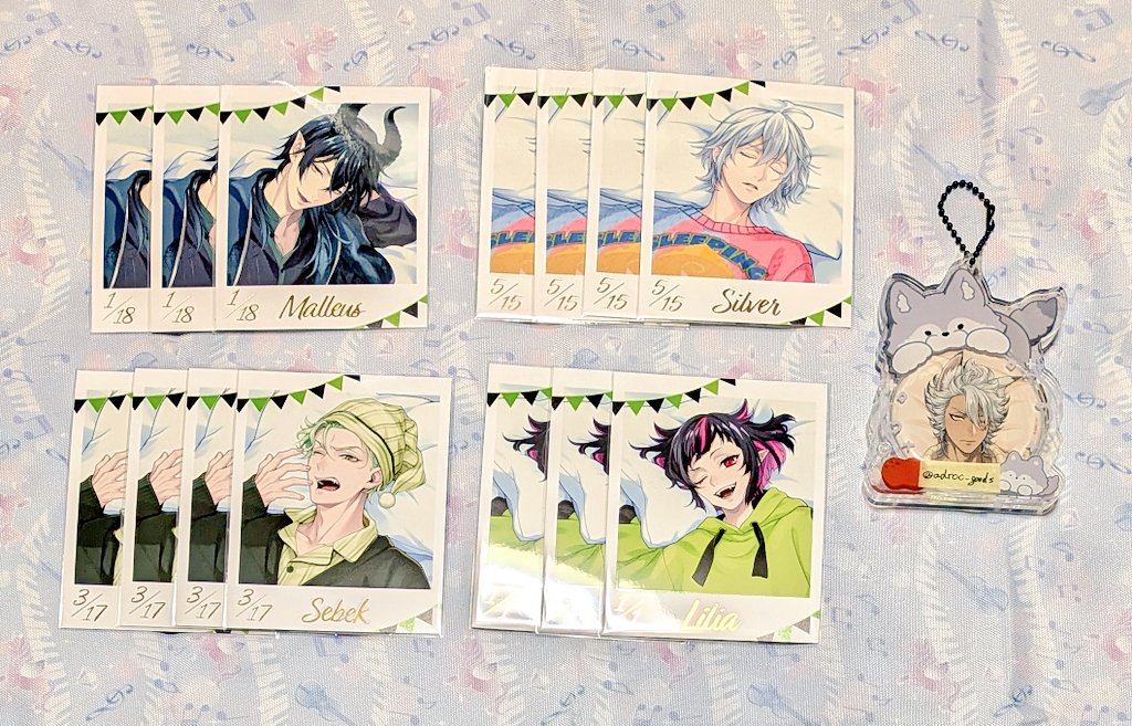 八月三十一日 愛 tweet media