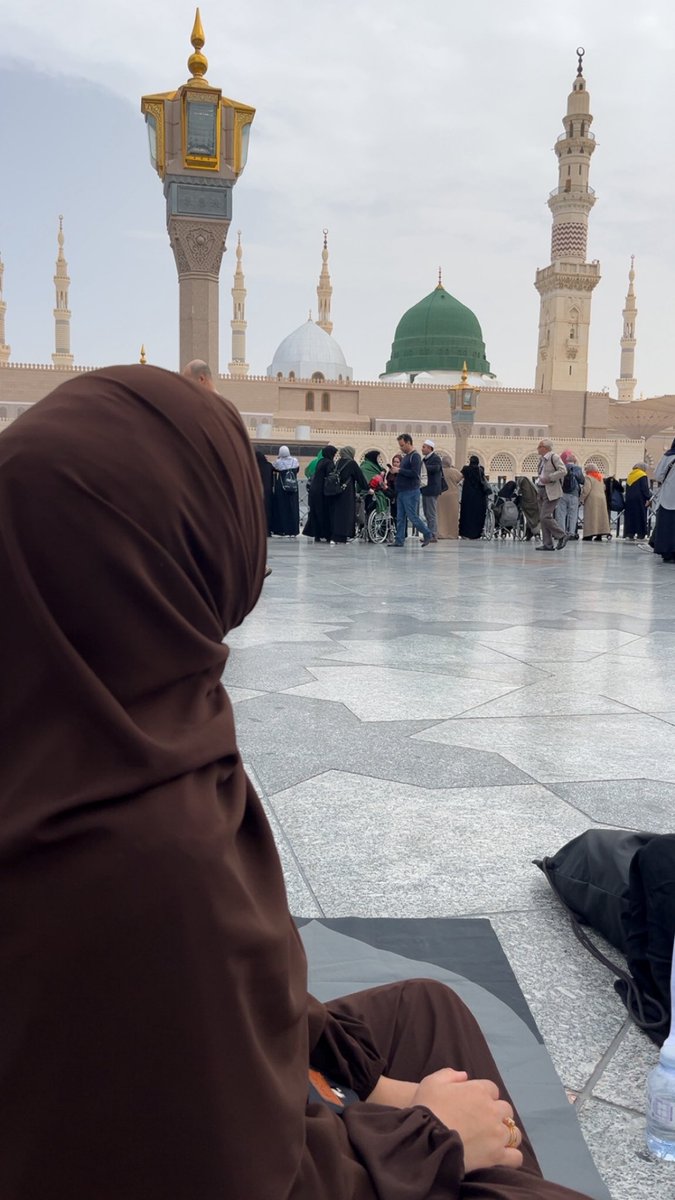 ‘Selam olsun bu kubbenin altında yatan Sevgili’ye..’