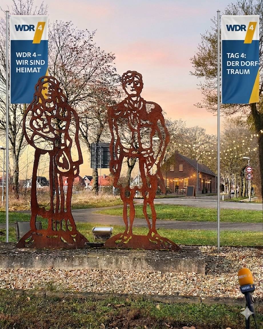 GellepStratum's tweet photo. Ein Dorf hat einen Traum & er wurde Ralität! ❤️☕
Heute das Finale für #GellepStratum bei #WDR4 in #WirSindHeimat. Es geht um #Visionen, unser neues #Café & die Liebe zum Dorf.
Einschalten! 📻🚀 WDR 4 | Heute ab 14:00 Uhr
#heimatliebe
(Bild: MK70d, Bearb. mit KI Gemini chatGPT) https://t.co/MR0tZzT98t