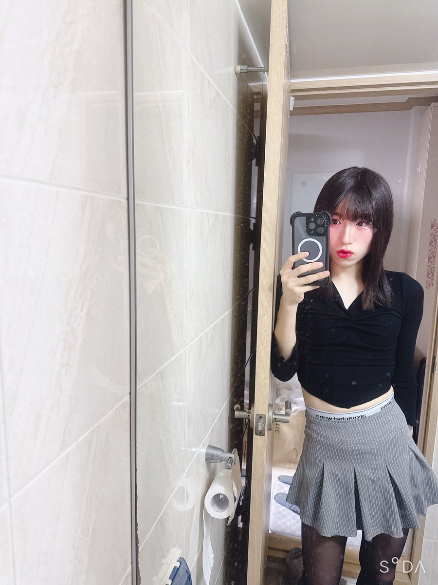 CD규리 tweet media