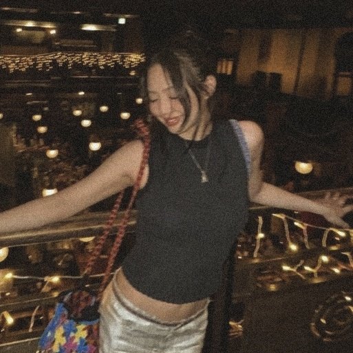 jenliseras tweet media