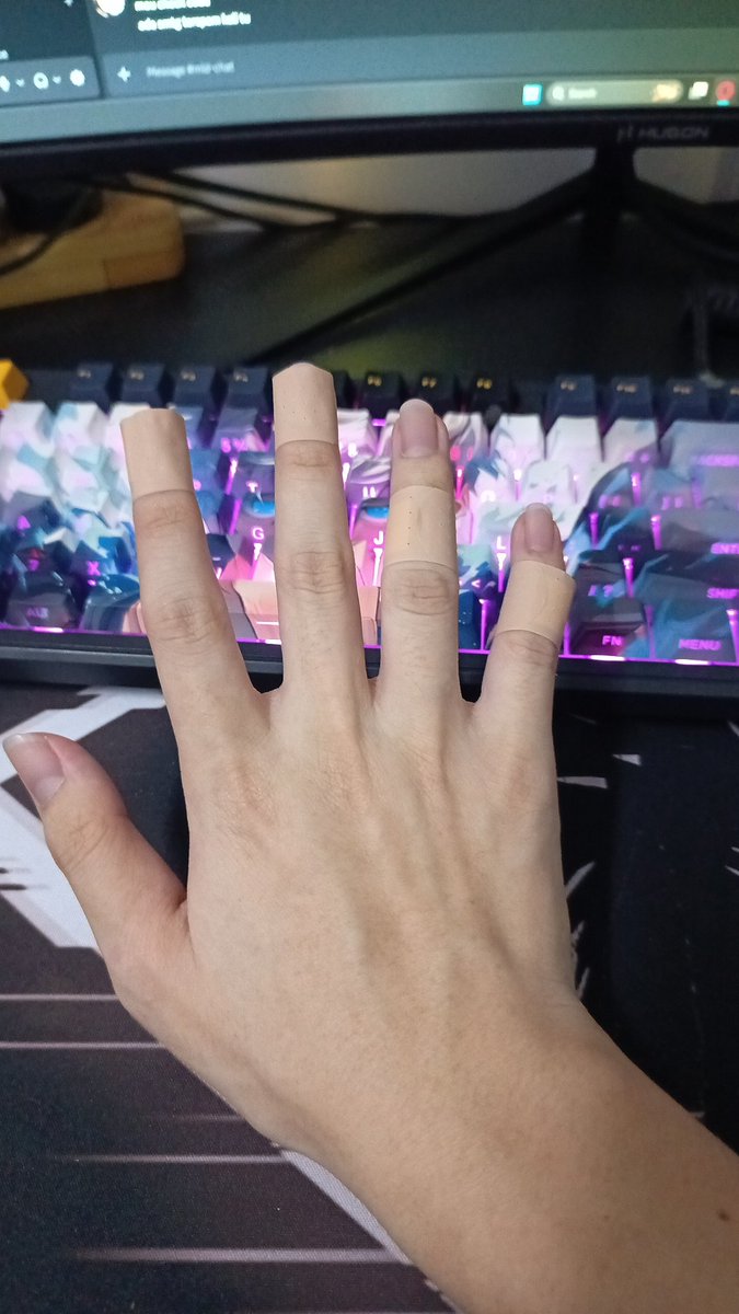 Kiatomateh | PNGTuber | Handcam Streamer tweet media