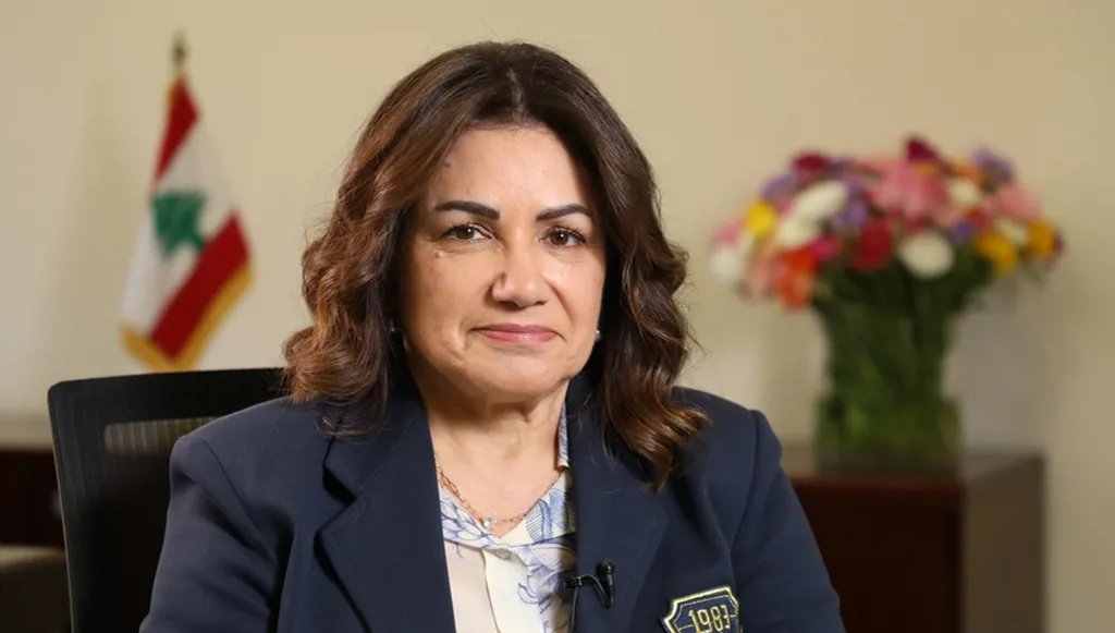 Annahar's tweet photo. #عاجل - وزيرة الشؤون الاجتماعية حنين السيد في حديث خاص مع "النهار"

@HaneenSayed_LB

🔴 التضامن الحكومي قائم ولا مصلحة في إسقاط الحكومة

🔴الأحداث في مراكز الإيواء قليلة جداً ونحاول معالجتها سريعاً بالتنسيق مع القوى الأمنية والجيش

🔴يجب الحفاظ على السلم الأهلي، مع تفهمي الكامل للخوف والهواجس، ولكن يجب ألا نقع في فخ قد يجرّنا إلى مكان أسوأ مما نحن فيه الآن

🔴الحكومة تعمل على أن النزوح طويل الأمد، وتجهز مراكز إضافية تحسباً لموجات جديدة

@JadFakih5

الحوار كاملاً هنا 👇🏻

https://t.co/TBTzhL8Me2