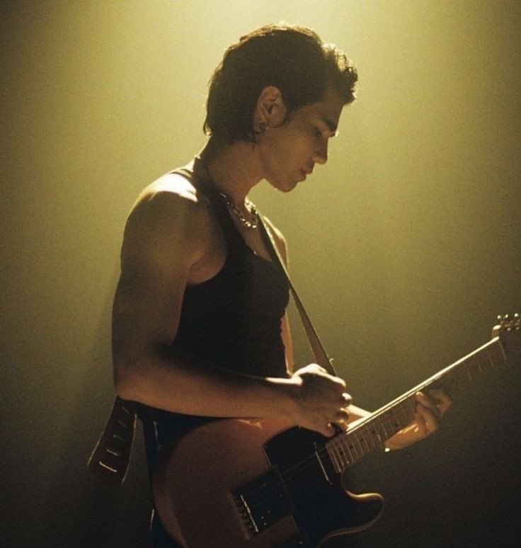 𝙝𝙤𝙪𝙧𝙡𝙮 𝙟𝙚𝙛𝙛 tweet media