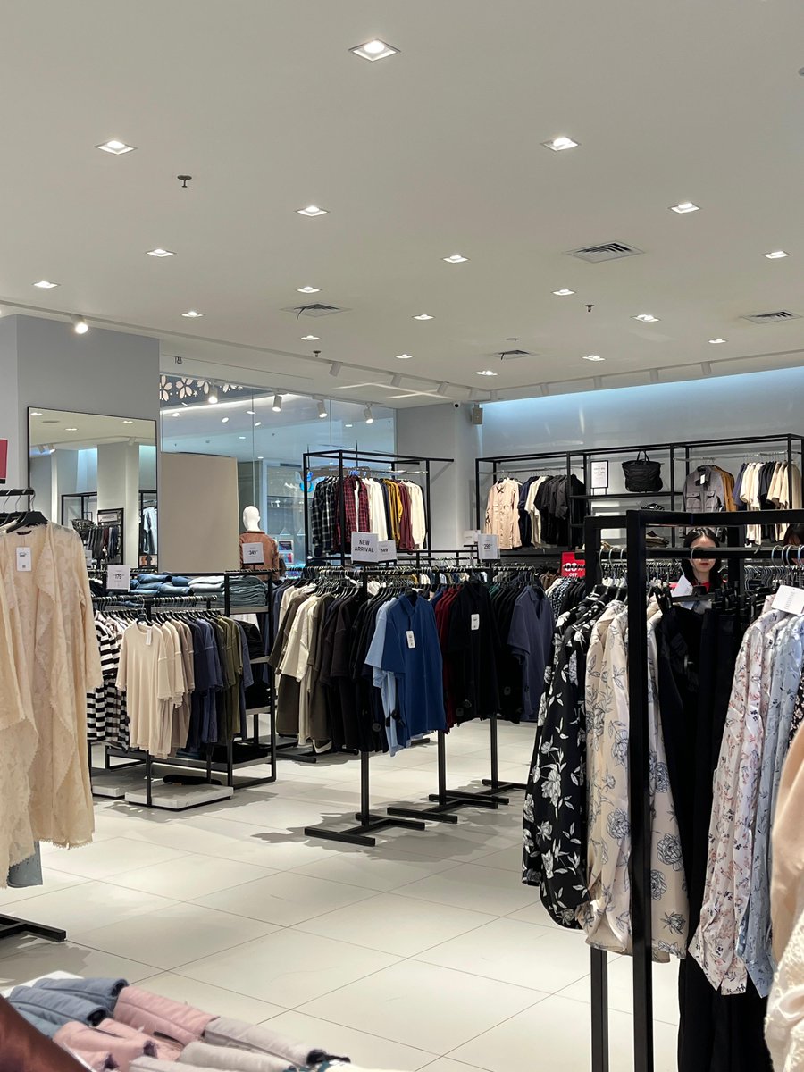 Isamarie tweet media