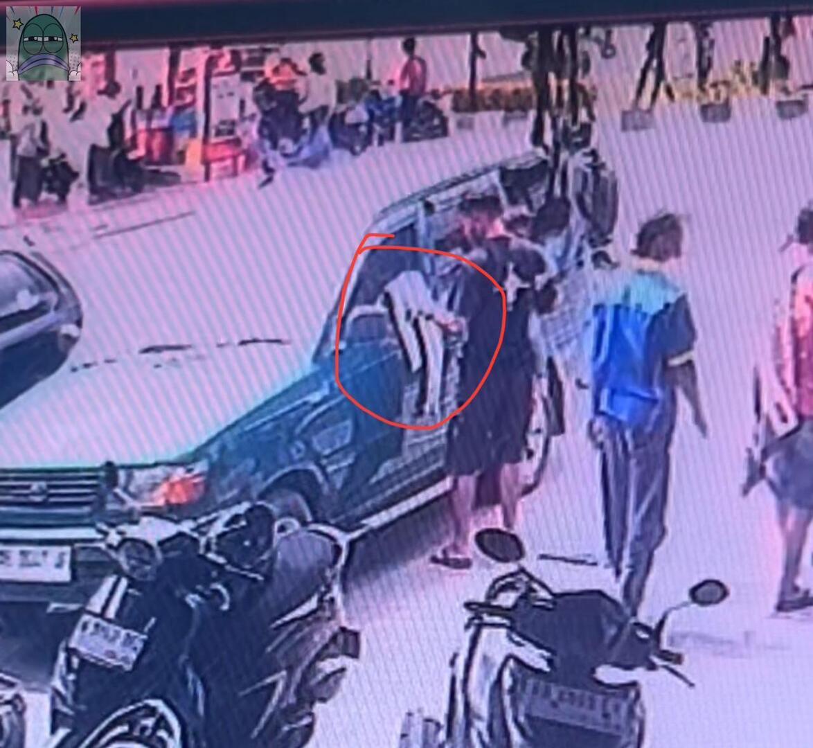 Tanyarlfes tweet media