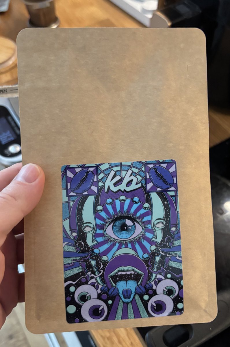 своеволие и абсурд tweet media