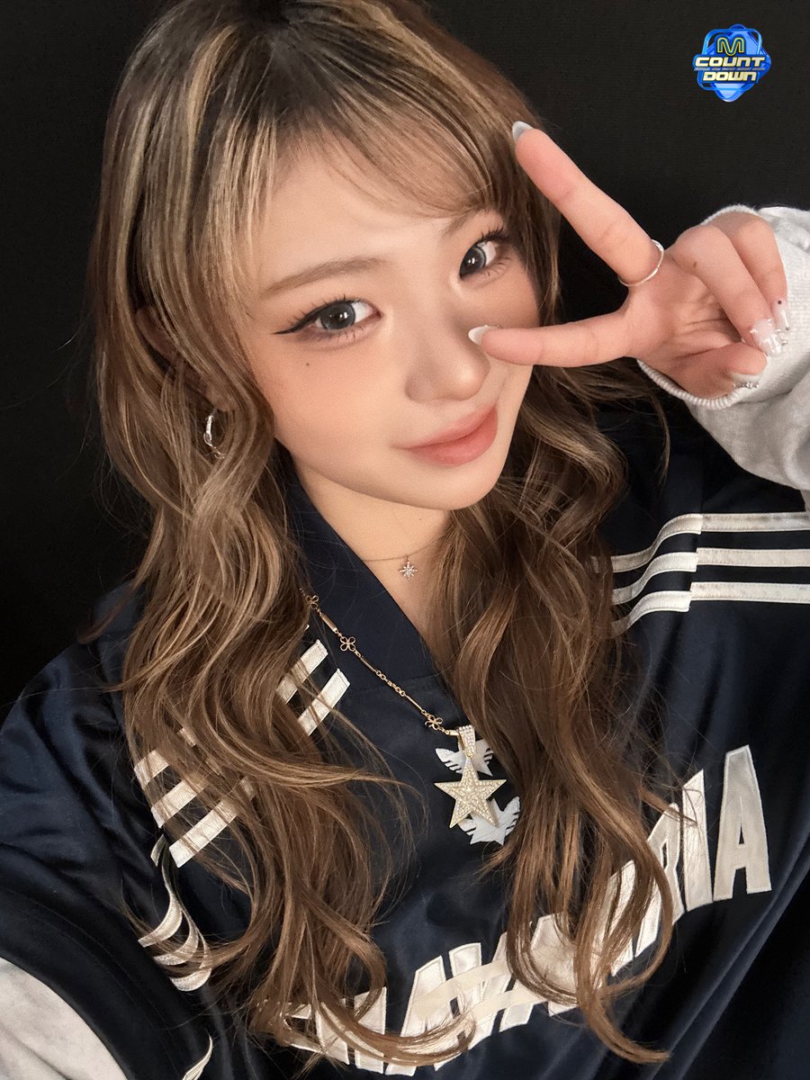 M COUNTDOWN Live tweet media