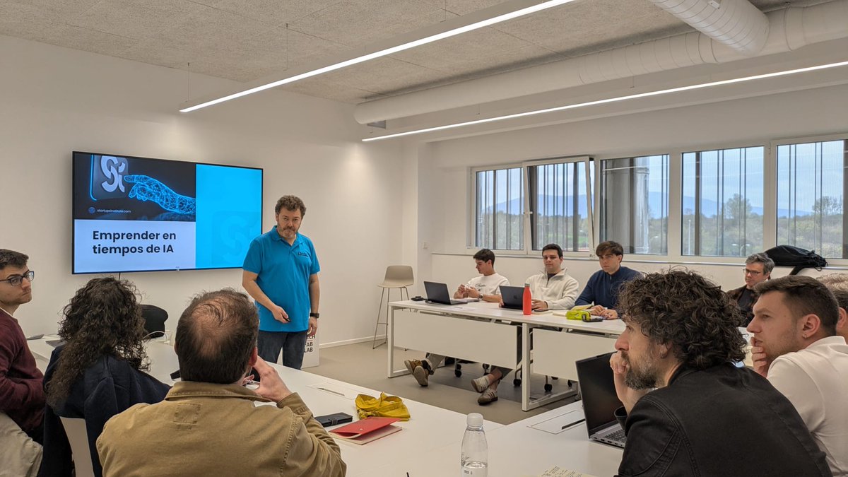 Startups Institute SÍ tweet media