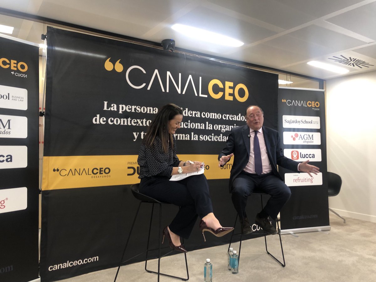 Tras terminar la carrera como ingeniero agrónomo, Carlos Moro entró en la Administración, llegó a lo más alto a los 29 años y se convirtió en empresario ⁦<a href="/CMMatarromera/">CM de Matarromera</a>⁩ en Valbuena de Duero. Fundada en 1988. Uno de los mejores empresarios de nuestro país: 200+ proyectos