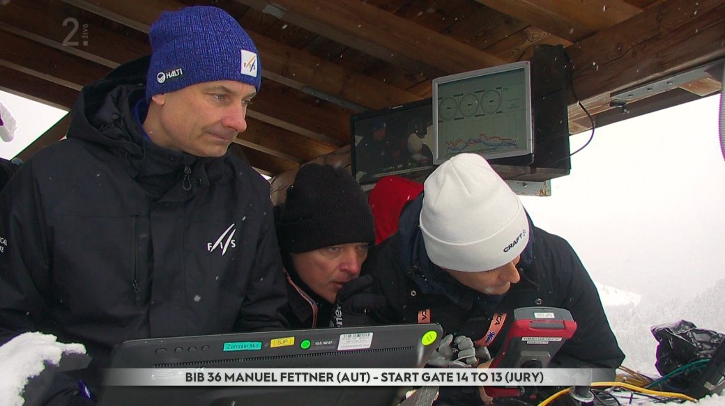 Barti🎩 tweet media