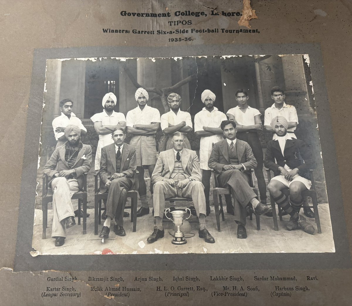 Khushwant Singh tweet media