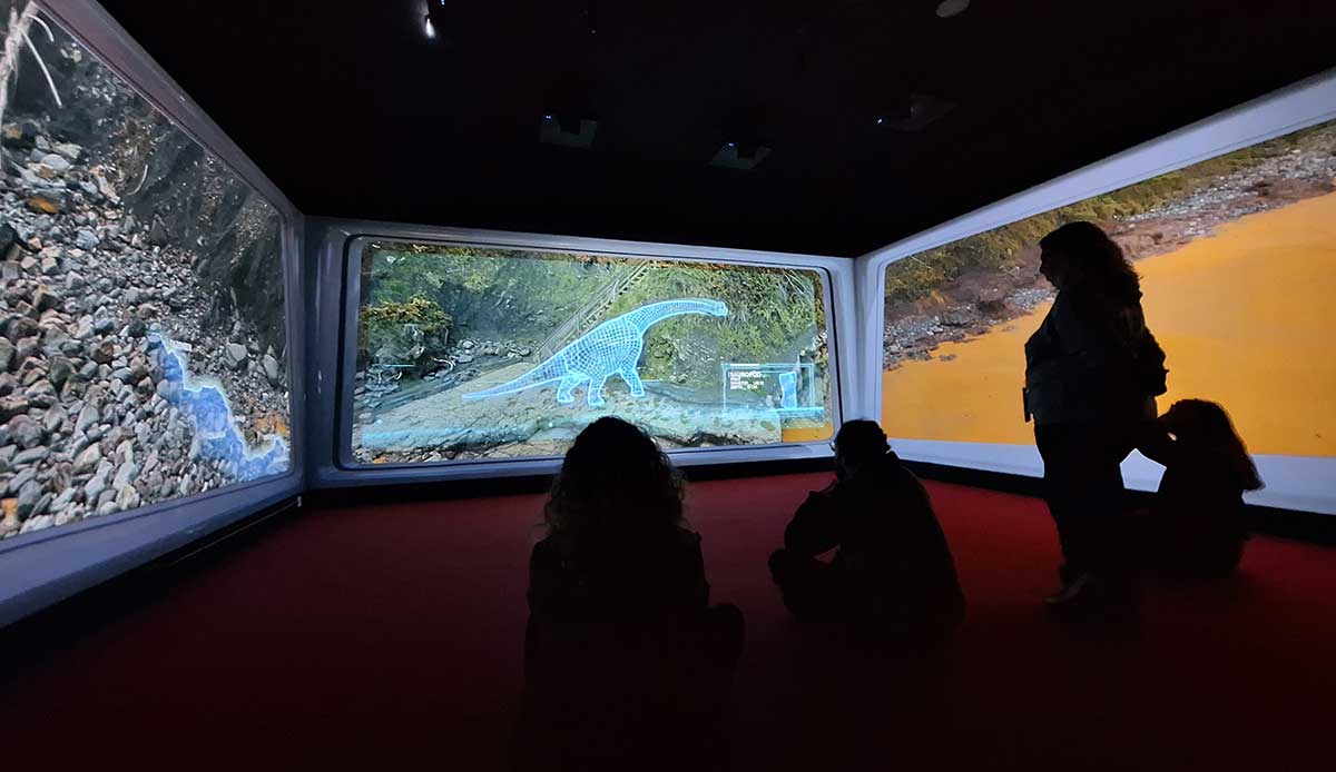 Museo del Jurásico de Asturias (MUJA) tweet media