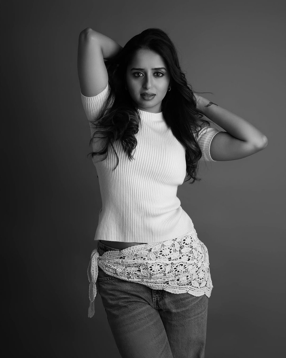 pavanpamar's tweet photo. @Shanvi4364 https://t.co/CCrd1ErcAu