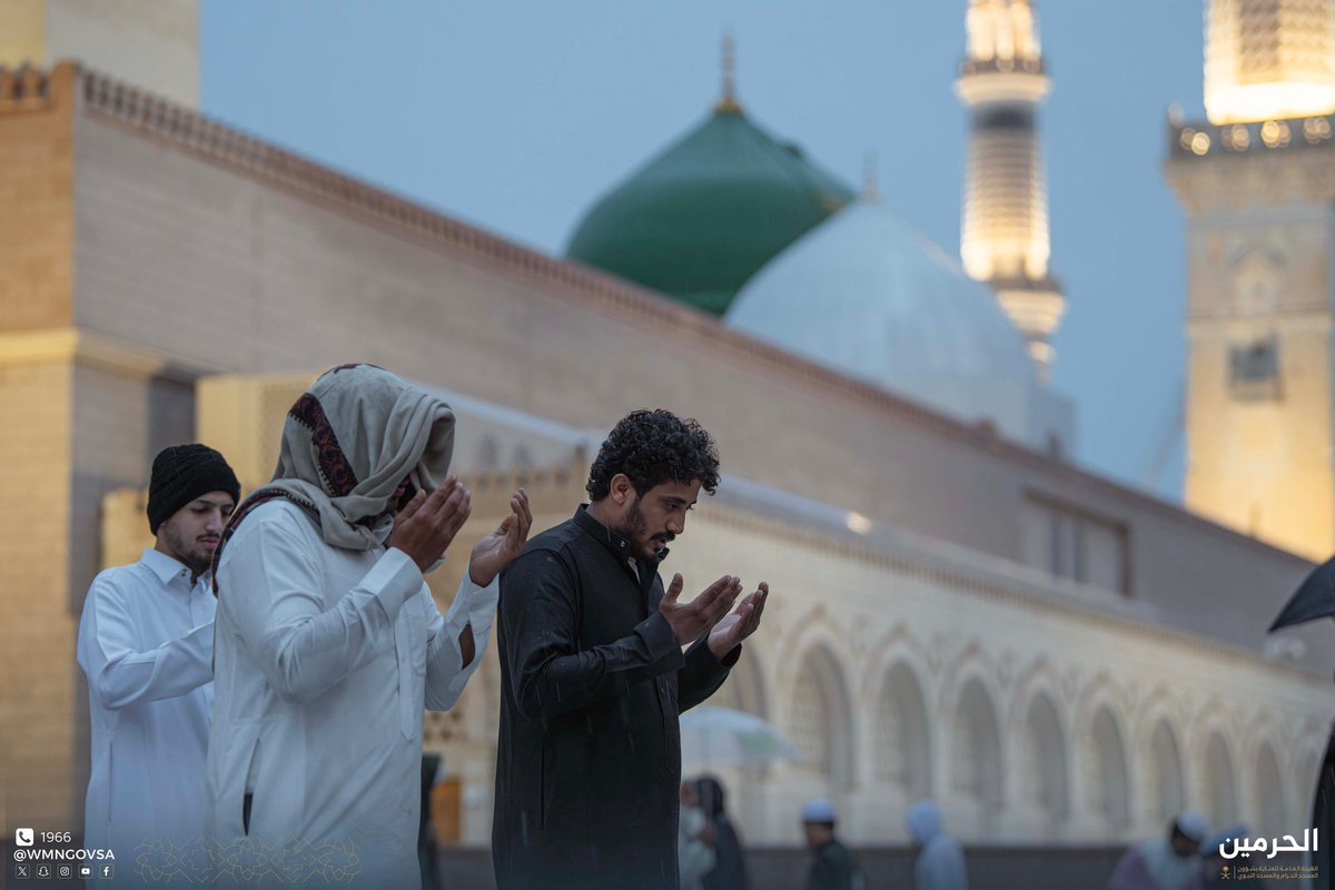 wmngovsa's tweet photo. " اللهم صيبًا نافعًا " 🌧️

#المسجد_النبوي https://t.co/3cquRCDpgY