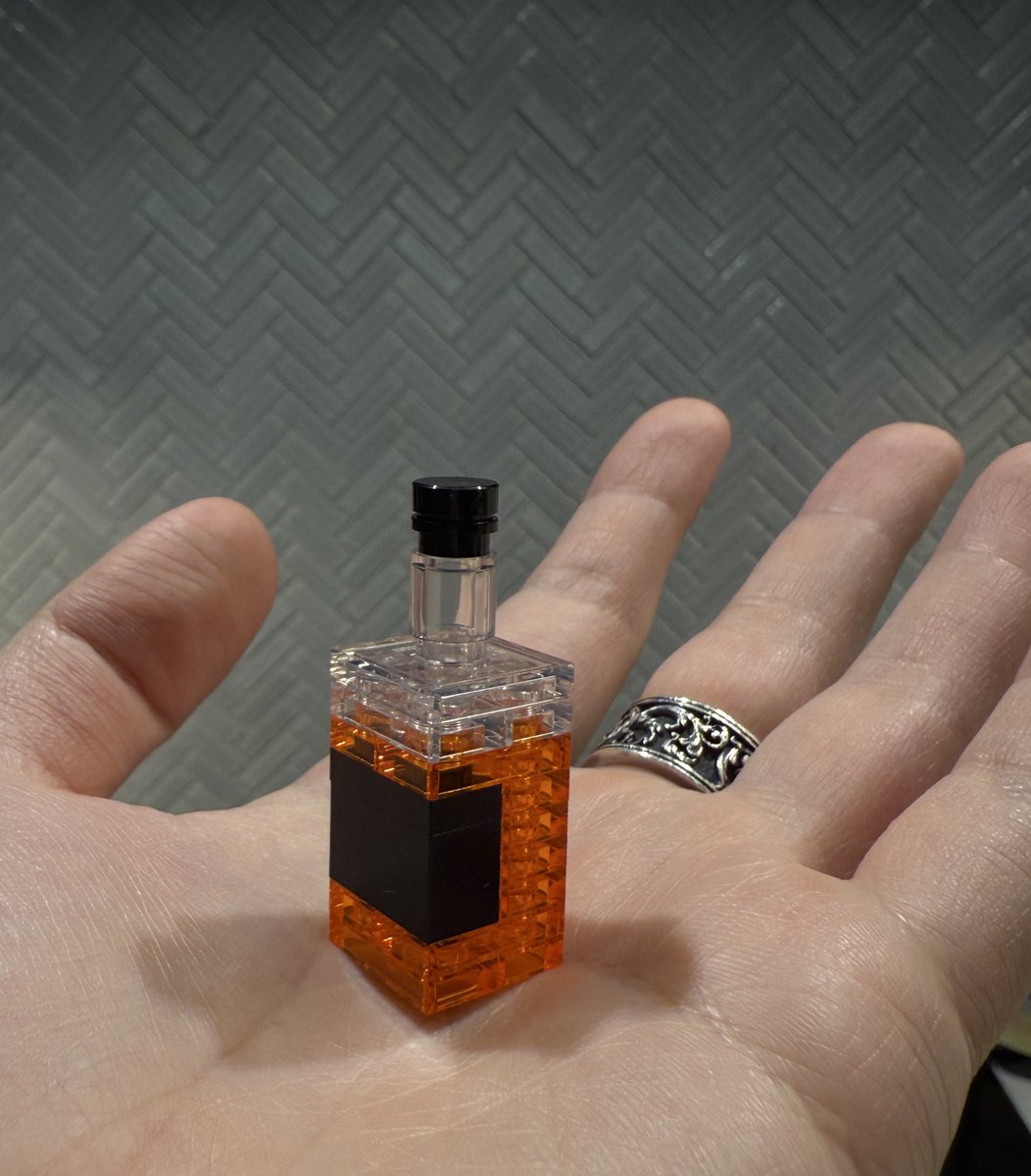 Benny Yang tweet media