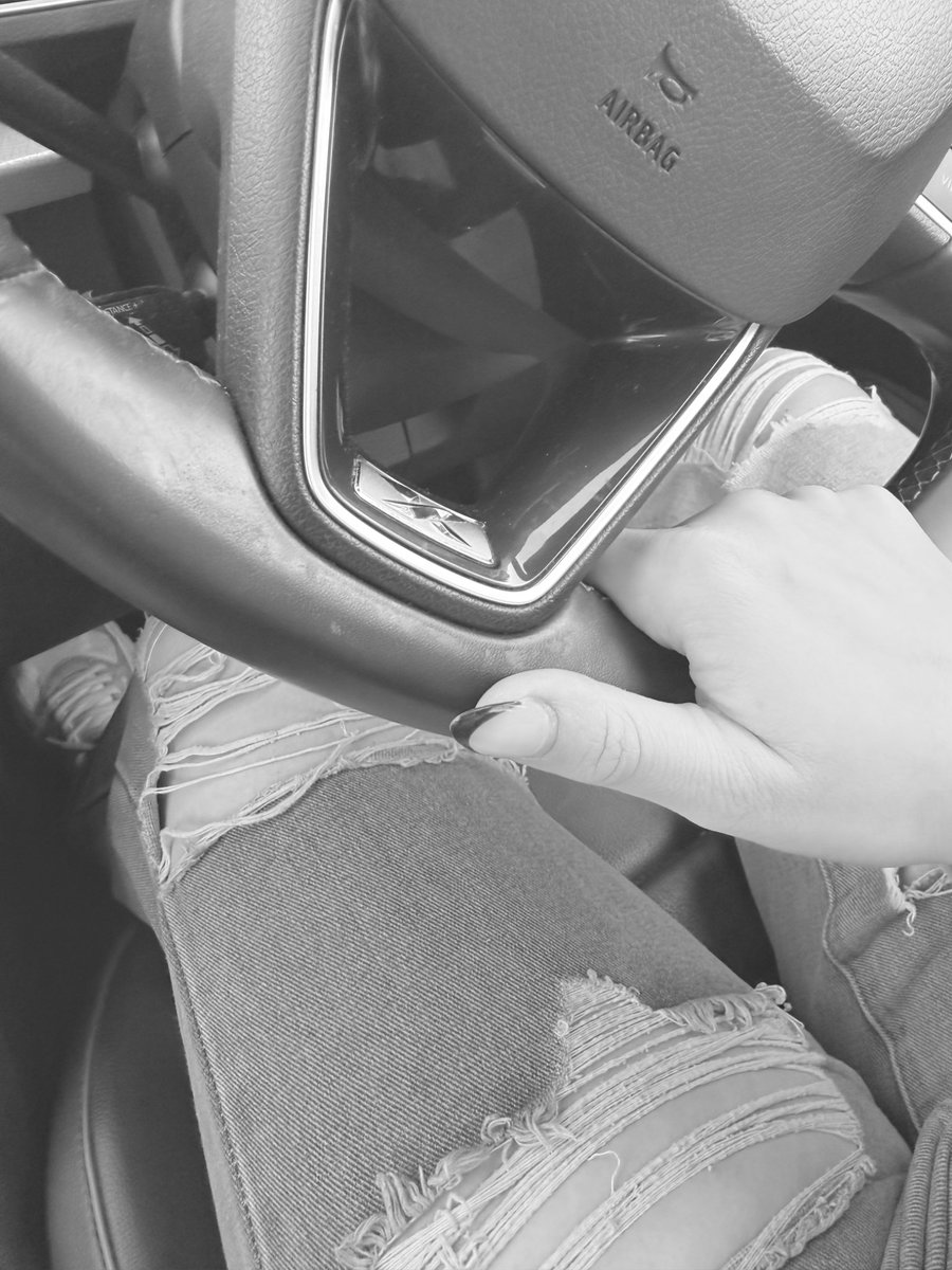 TheBSuiteFA's tweet photo. The sun is shining and it’s going to be a good day for the B-Suite! 

Your payments are pending…

#findom #authority #bsuite #payup https://t.co/iVnjTDPYlO