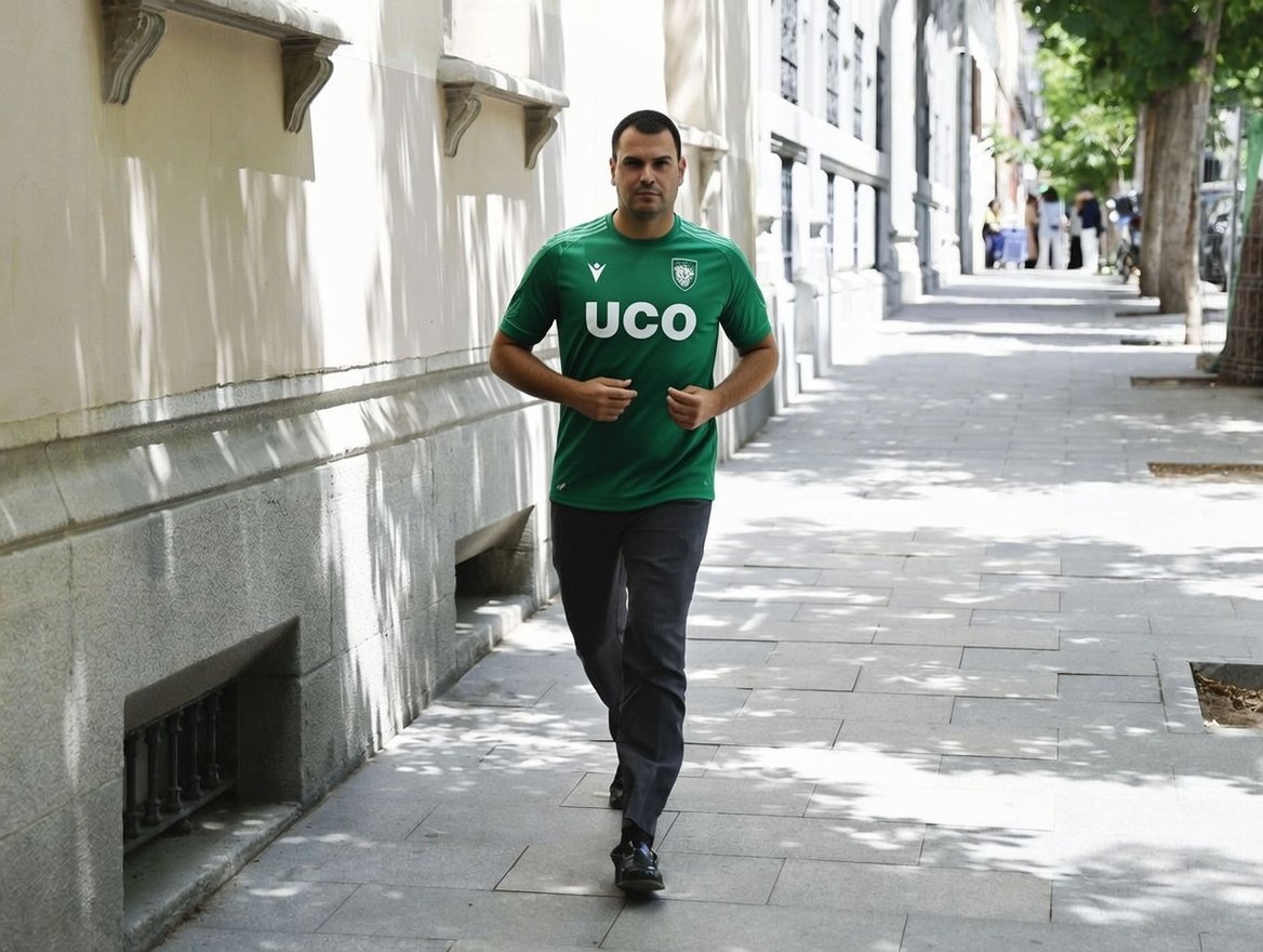 ¿La UCO juega en el equipo de Amador? La UCO lleva un retraso de 9 meses en entregar el informe del confeso Amador.
Si tardara un año y medio en entregarlo, la defensa podría alegar vulneración del plazo razonable y pedir archivo o atenuante en caso de condena. ¡Cómo lo ves?