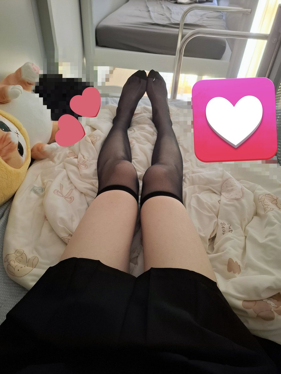 qnzi375159's tweet photo. 嘻嘻！就喜歡這個反差感
#おむつ #diaper #기저귀 #尿布 https://t.co/npdxQ0HOVn