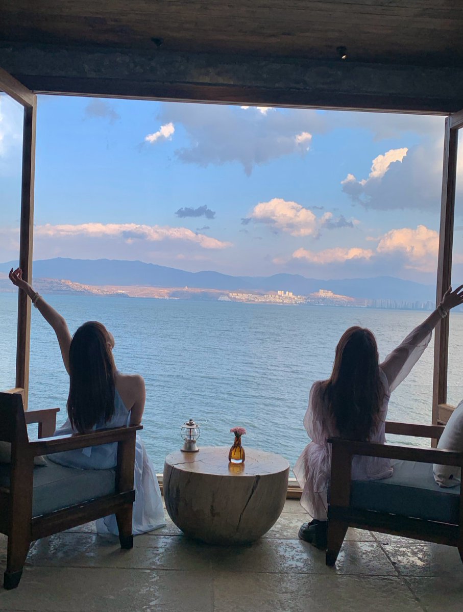 lelanie catalan tweet media